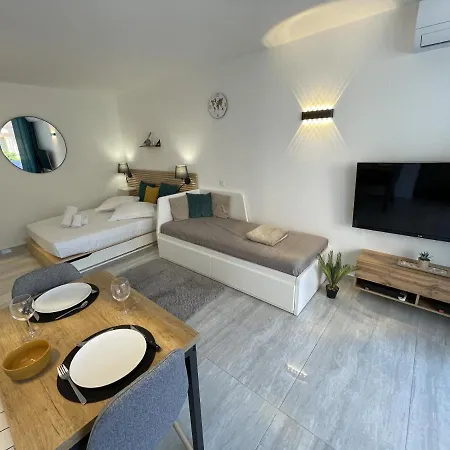 Chaleureux Studio, 200M De La Plage, Parking, Wifi Roquebrune-Cap-Martin Exterior foto