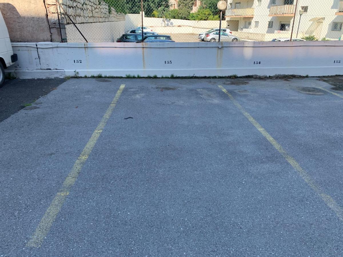 Chaleureux Studio, 200m De La Plage, Parking, Wifi Apartment *