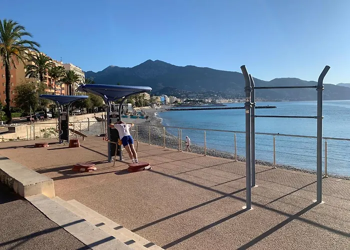 Chaleureux Studio, 200M De La Plage, Parking, Wifi